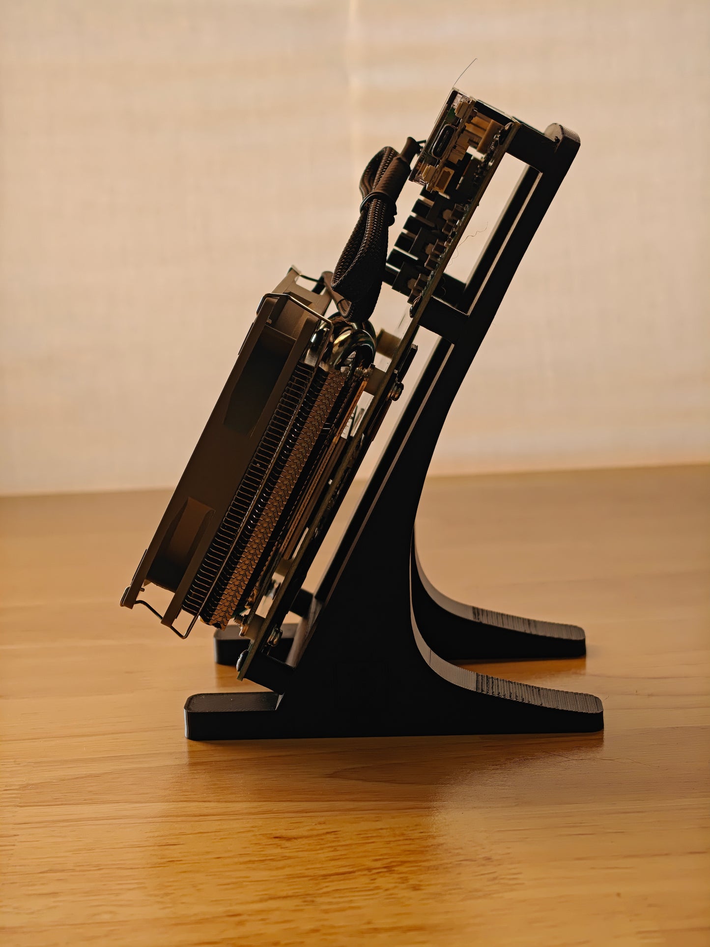 NerdQaxe++ Solo Bitcoin Miner 4.8TH/s